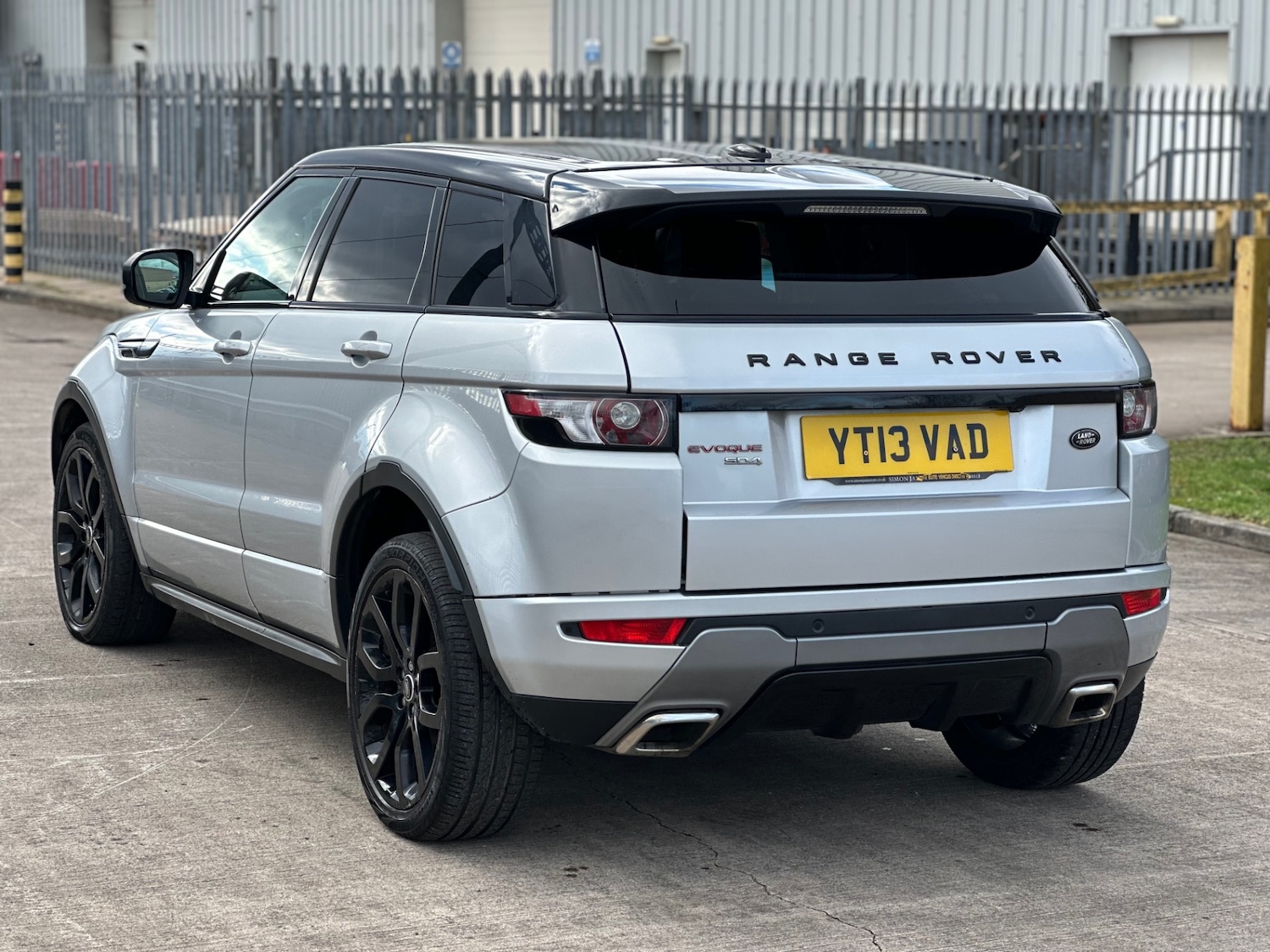 Used Land Rover Range Rover Evoque 2013 for sale - 77632595: Photo 4