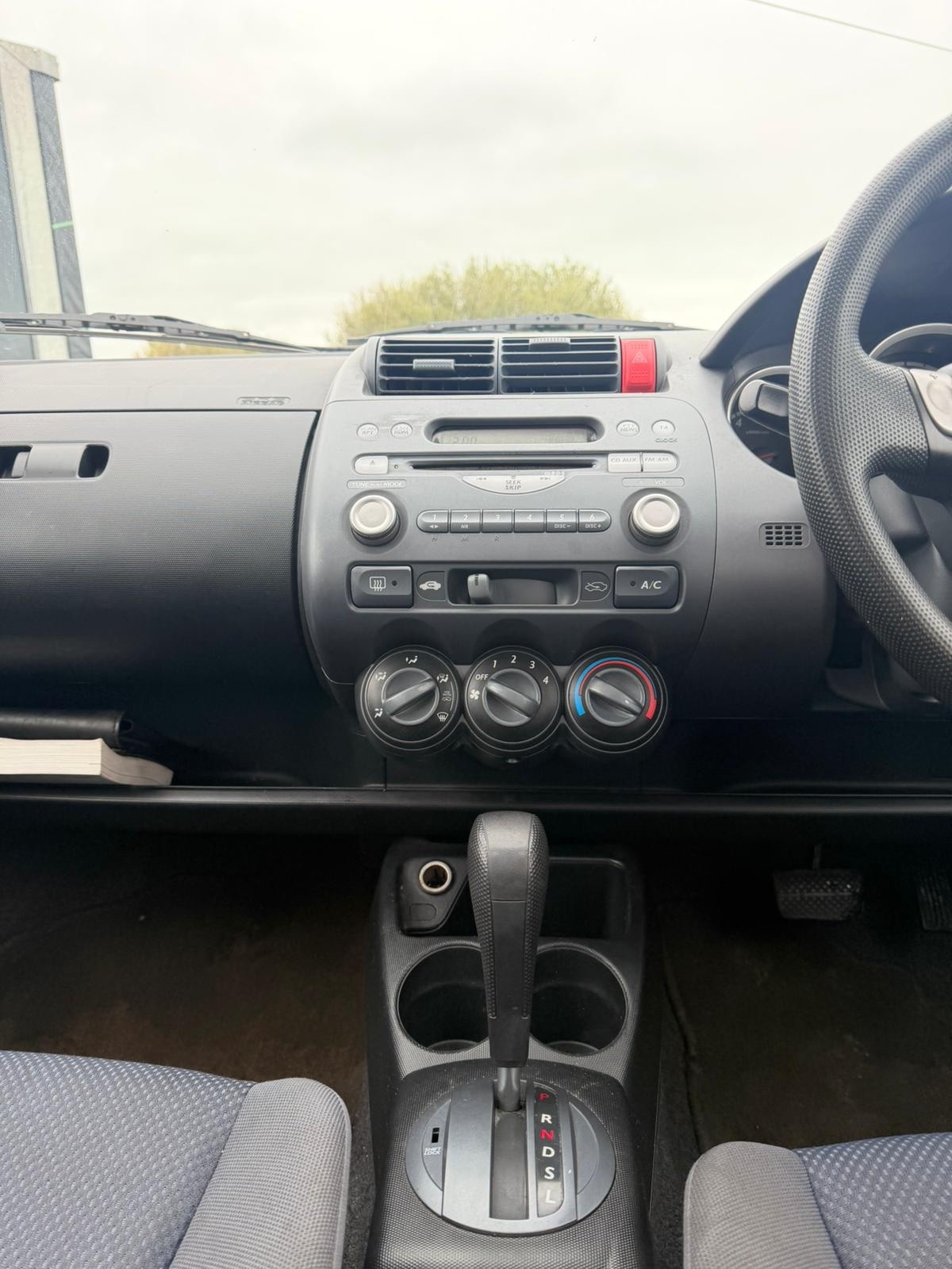 Used Honda Jazz 2004 for sale - 76785289: Photo 14