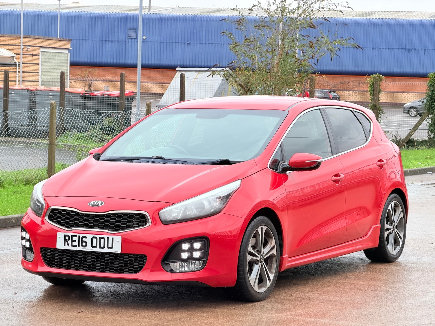 Used Kia Ceed 2016 for sale - 76585612: Photo 2