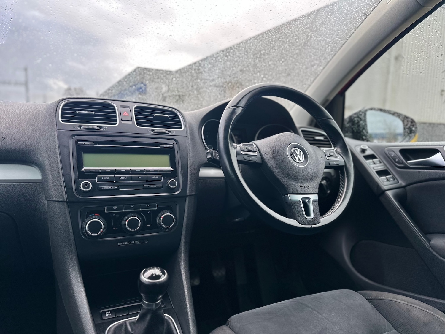 Used Volkswagen Golf 2010 for sale - 77482224: Photo 12