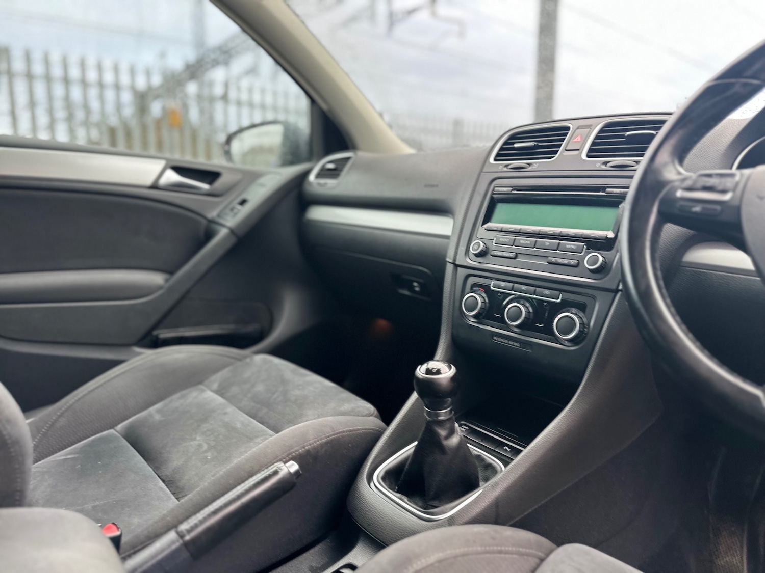 Used Volkswagen Golf 2010 for sale - 77482224: Photo 14