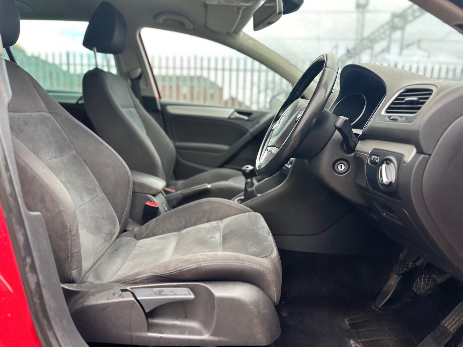 Used Volkswagen Golf 2010 for sale - 77482224: Photo 16