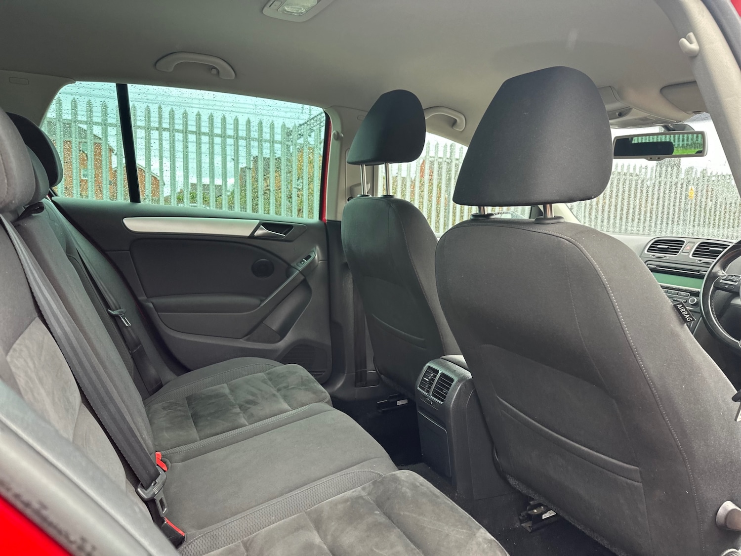 Used Volkswagen Golf 2010 for sale - 77482224: Photo 21