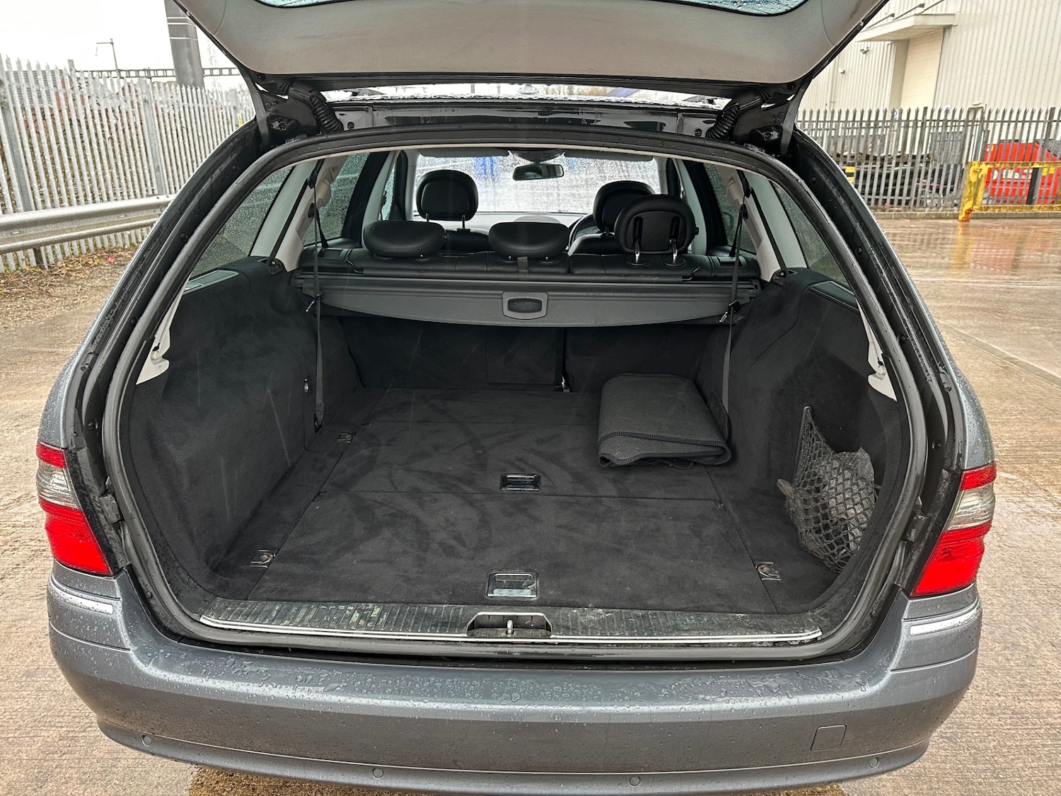 Used Mercedes-Benz E Class 2007 for sale - 77632545: Photo 7