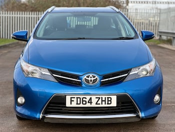 Used Toyota Auris 2014 for sale - 77532335: Photo