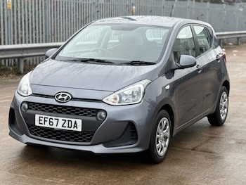 Used Hyundai i10 2018 for sale - 77532332: Photo