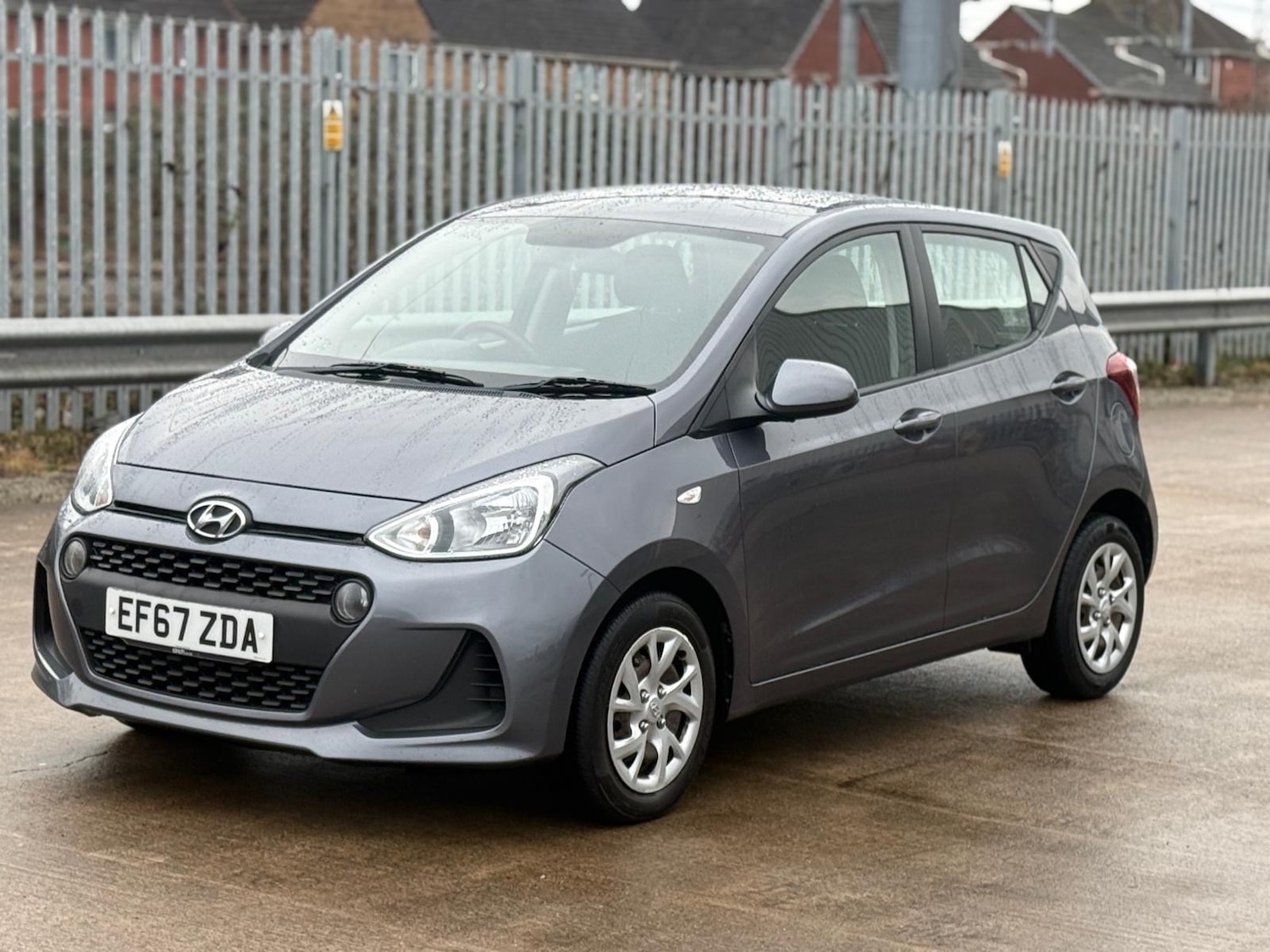 Used Hyundai i10 2018 for sale - 77532332: Photo 4