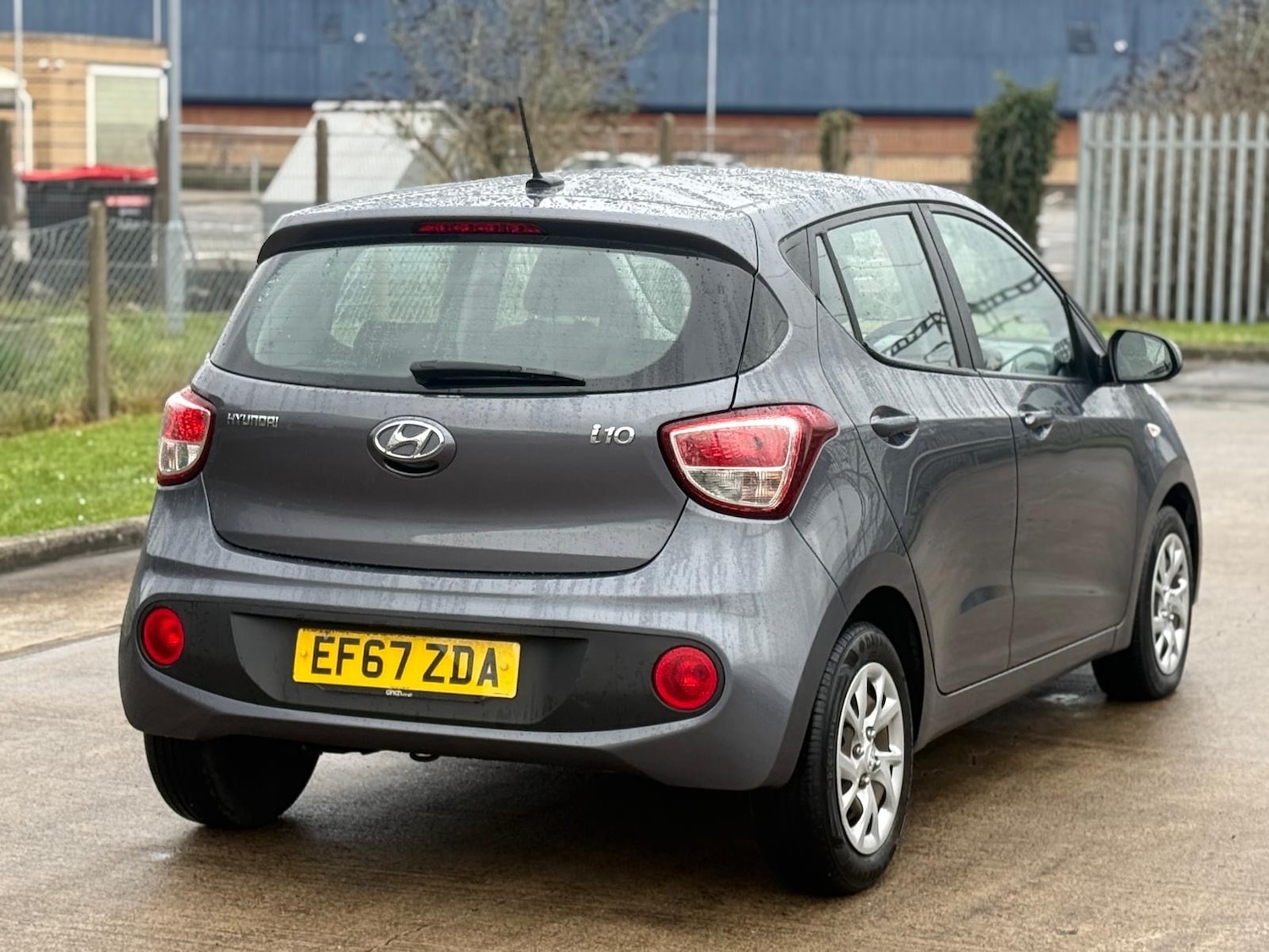 Used Hyundai i10 2018 for sale - 77532332: Photo 8