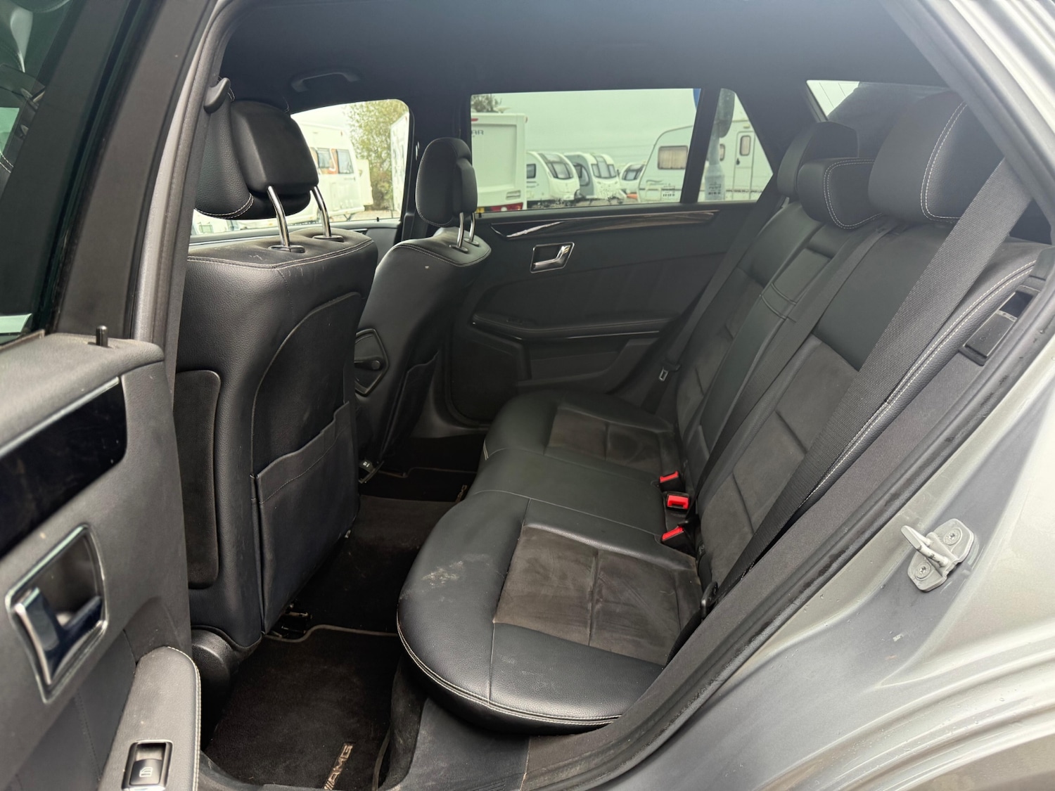 Used Mercedes-Benz E Class 2010 for sale - 76589936: Photo 14