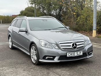 Used Mercedes-Benz E Class 2010 for sale - 76589936: Photo