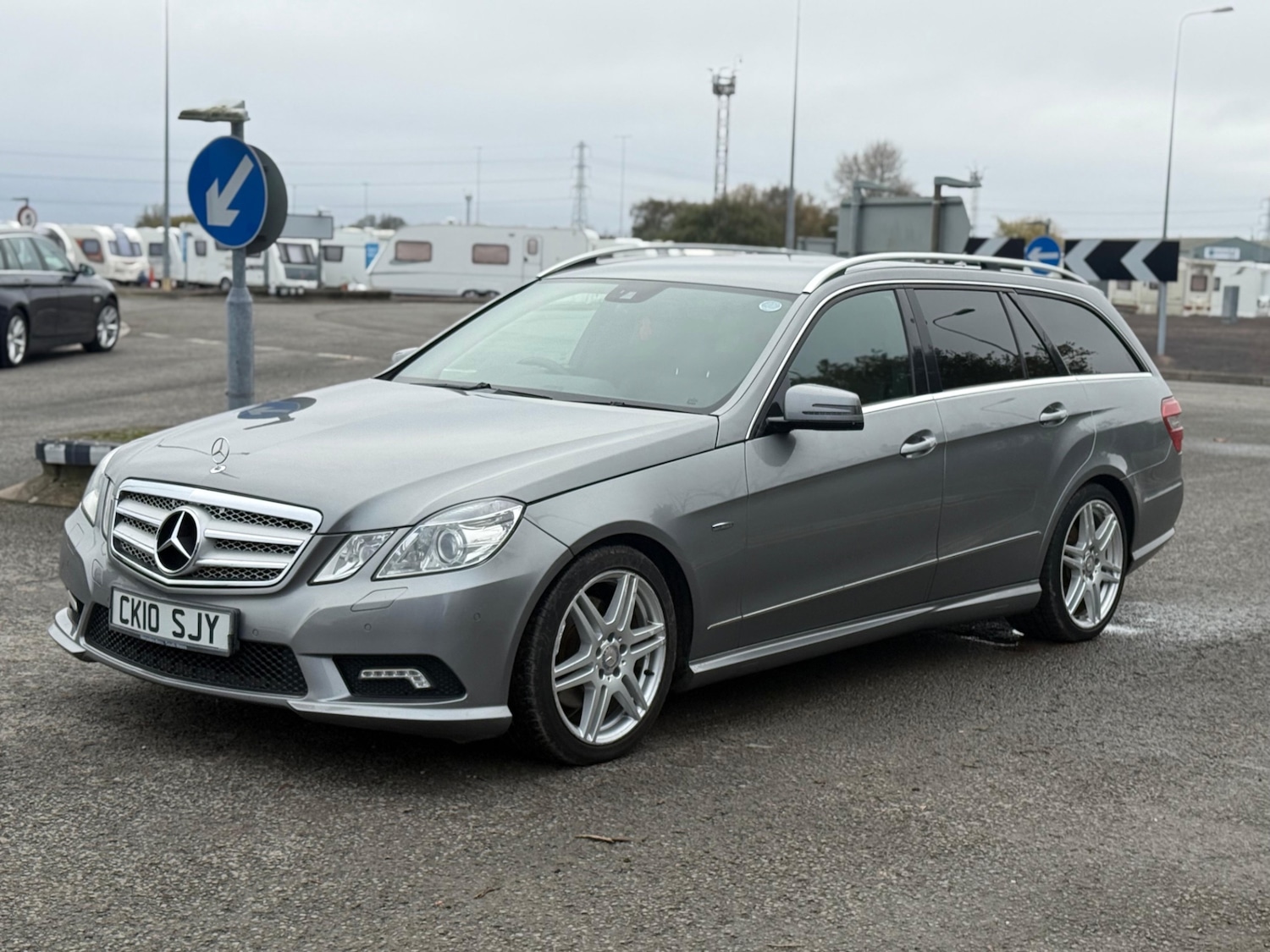 Used Mercedes-Benz E Class 2010 for sale - 76589936: Photo 5
