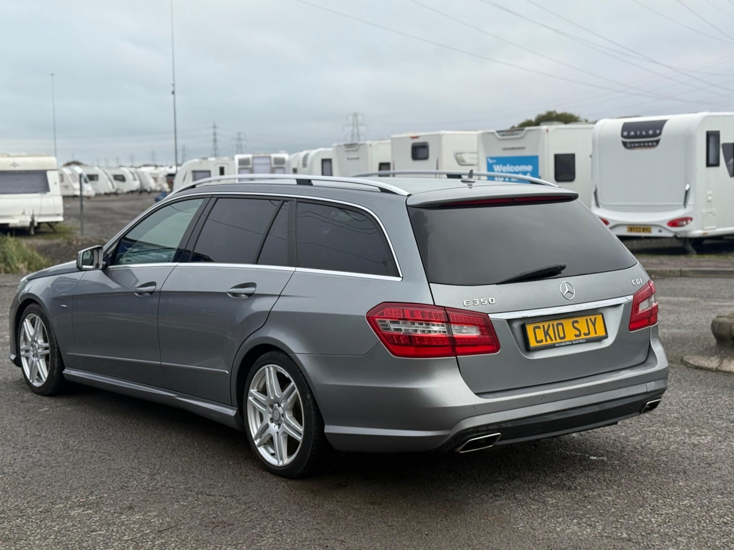 Used Mercedes-Benz E Class 2010 for sale - 76589936: Photo 6