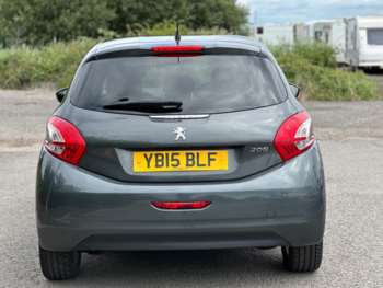 Used Peugeot 208 2015 for sale - 75117641: Photo