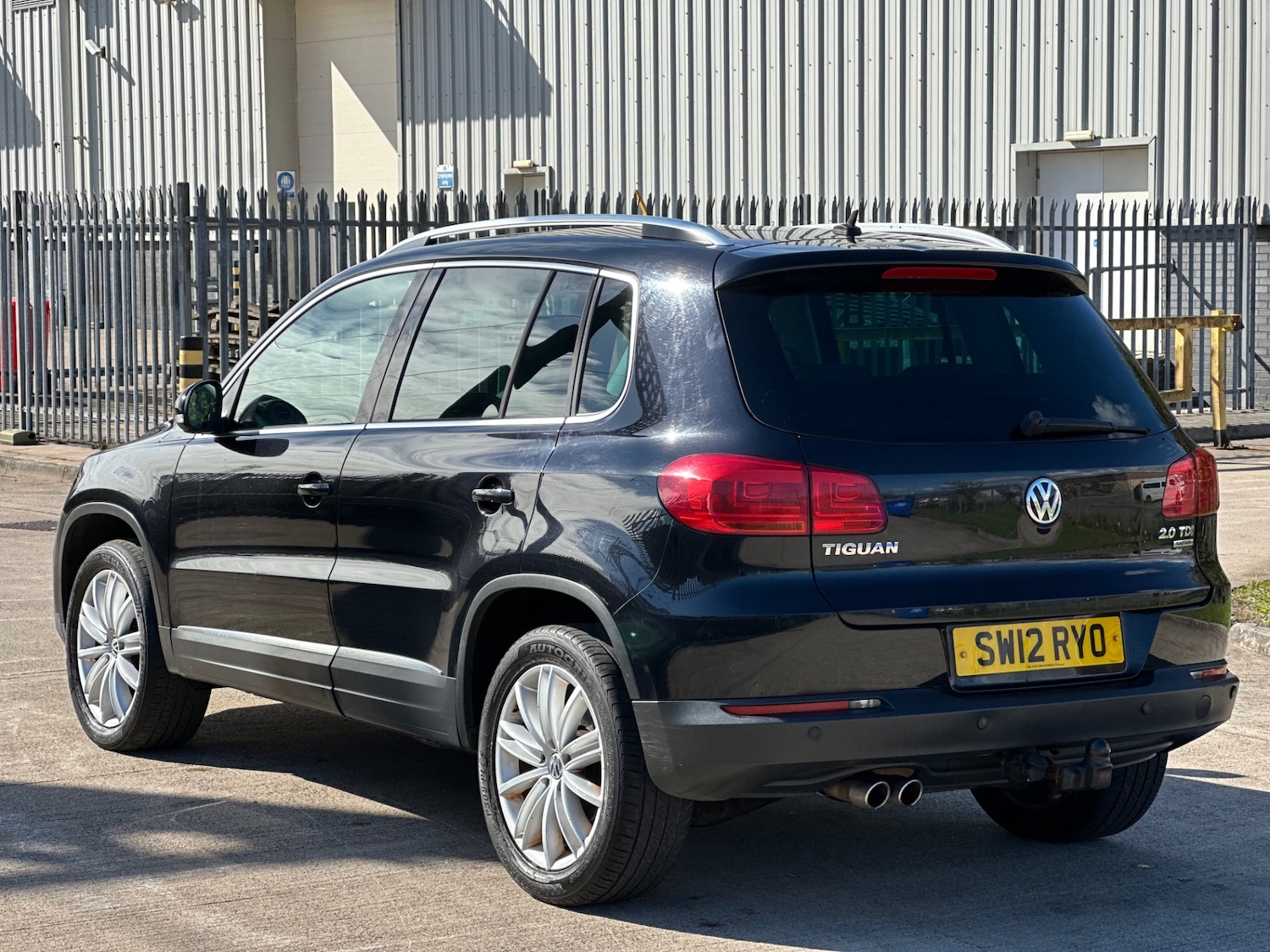 Used Volkswagen Tiguan 2012 for sale - 76178137: Photo 4