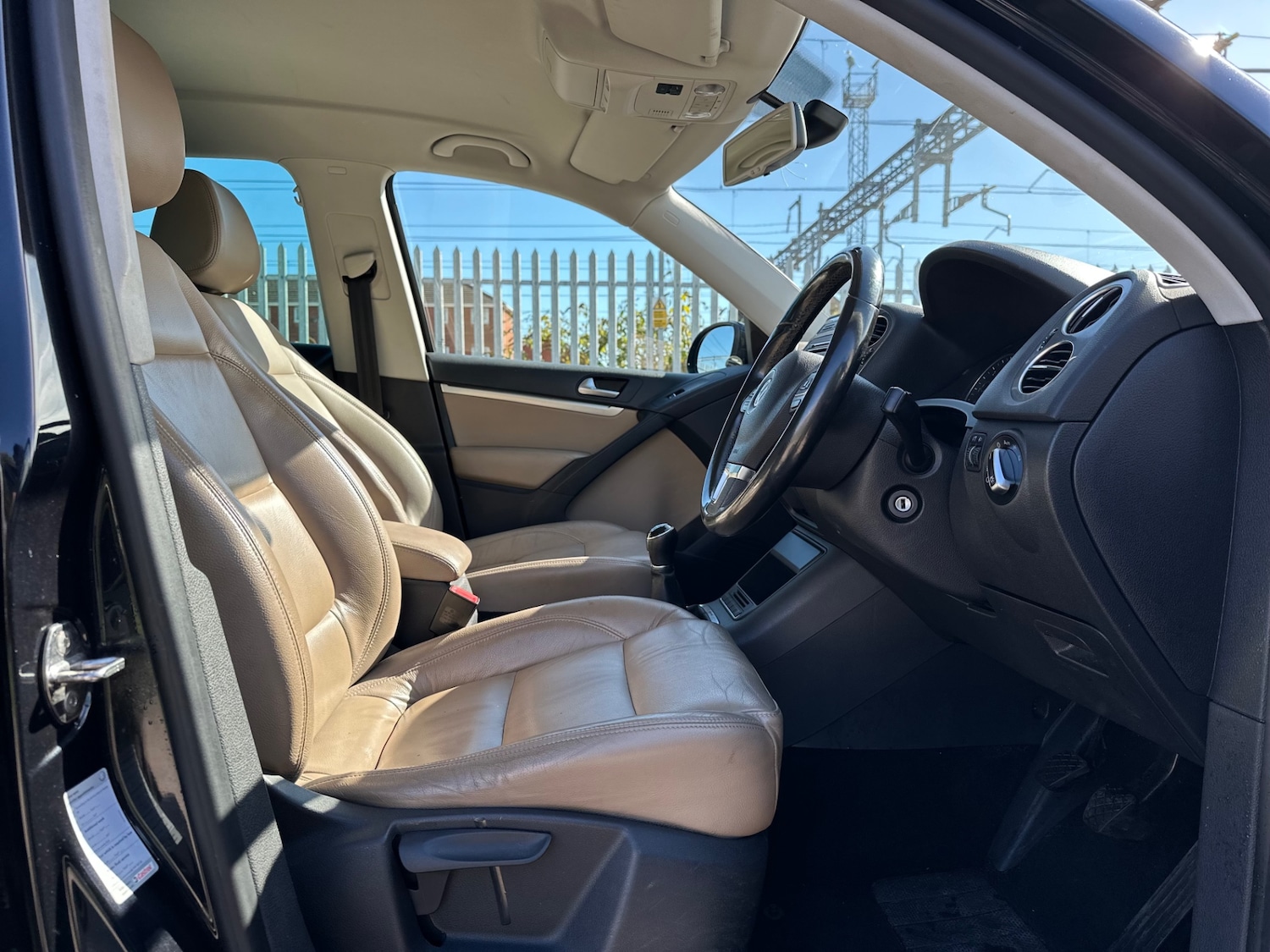 Used Volkswagen Tiguan 2012 for sale - 76178137: Photo 8