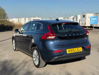 Used Volvo V40 2015 for sale - 74229876: Photo