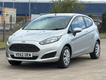 Used Ford Fiesta 2013 for sale - 79111747: Photo