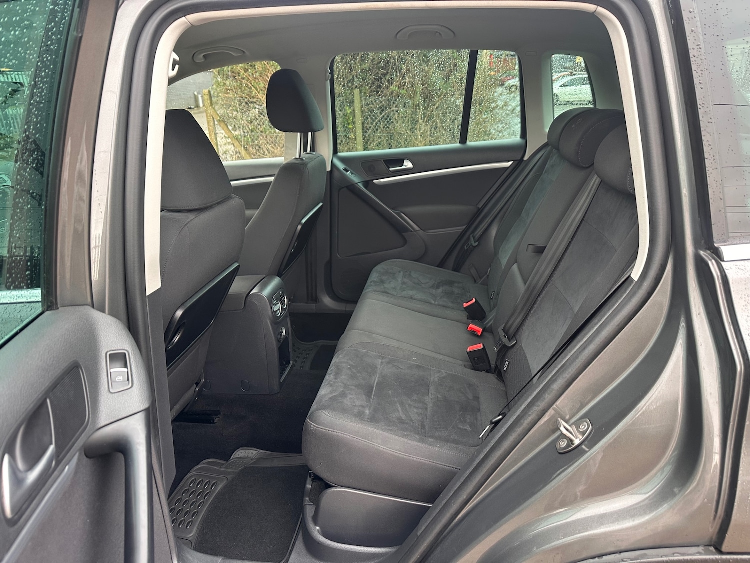 Used Volkswagen Tiguan 2015 for sale - 77482200: Photo 9