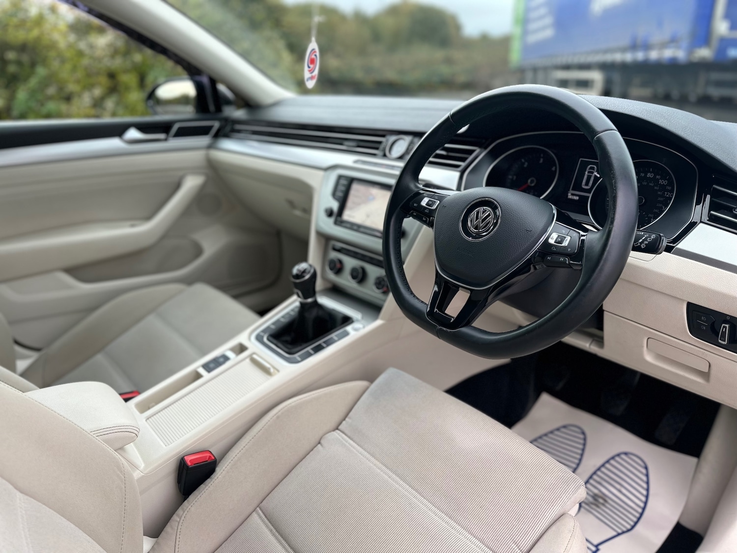 Used Volkswagen Passat 2015 for sale - 76504452: Photo 10