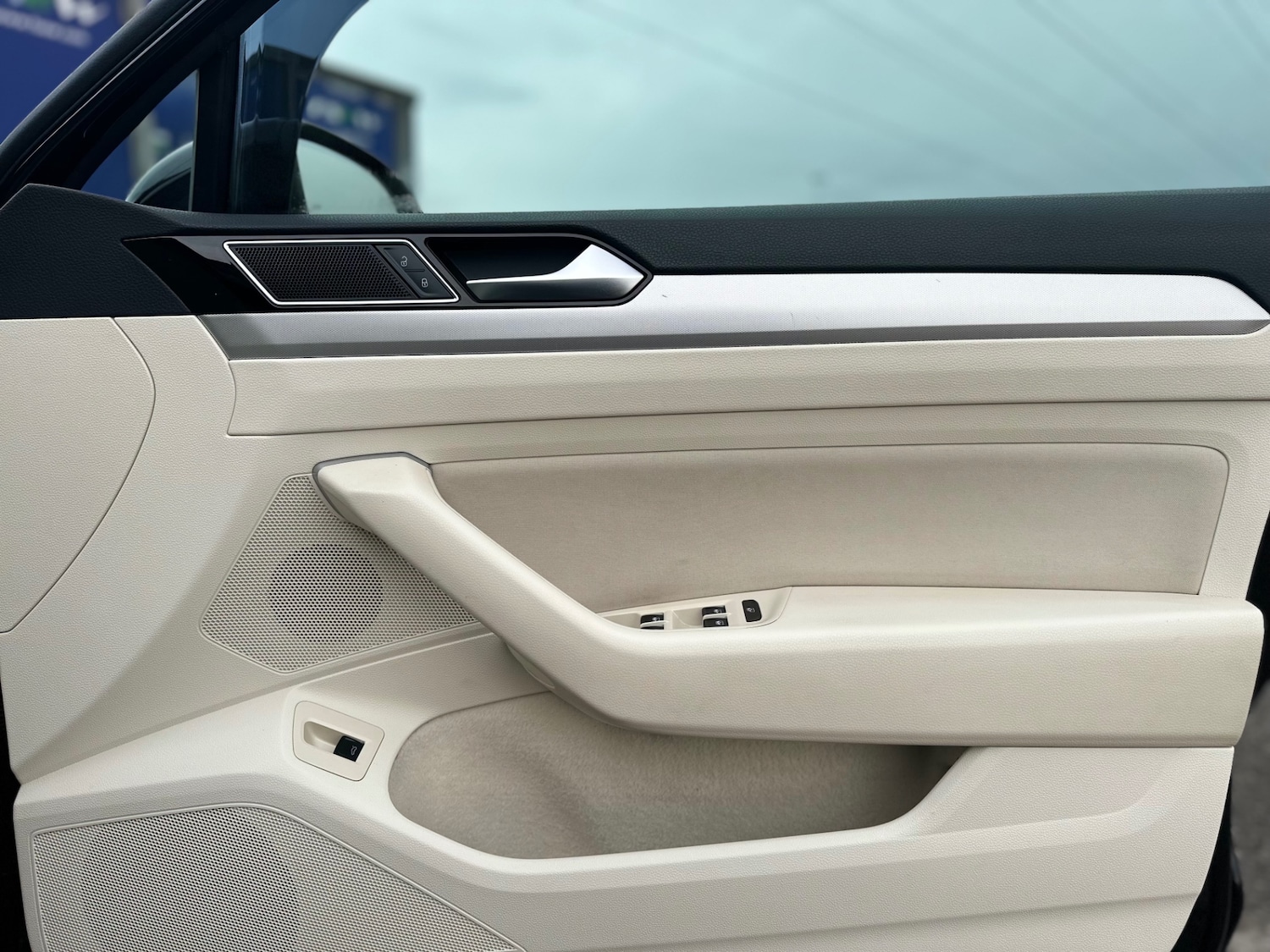 Used Volkswagen Passat 2015 for sale - 76504452: Photo 11