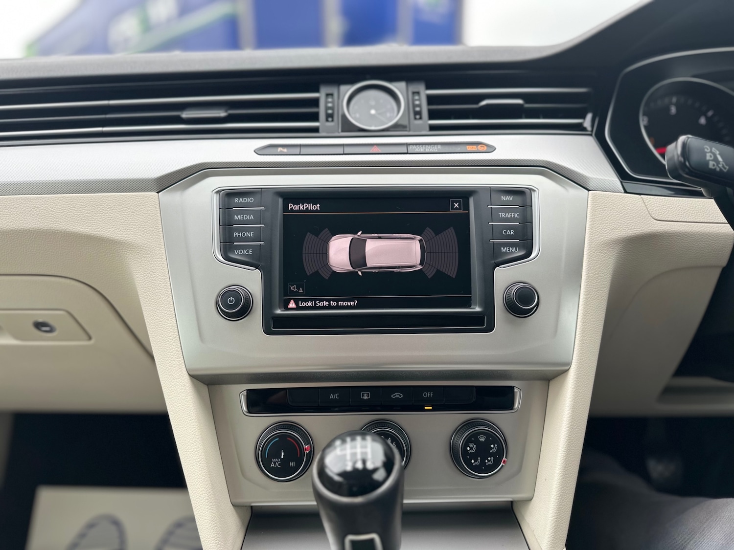 Used Volkswagen Passat 2015 for sale - 76504452: Photo 16