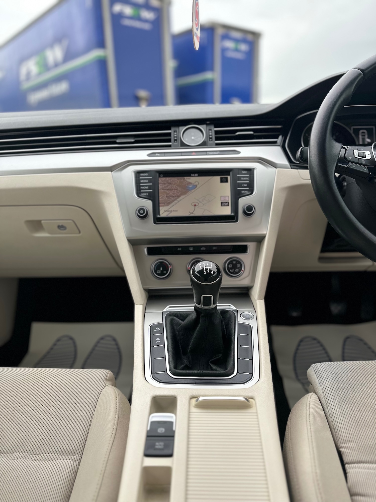 Used Volkswagen Passat 2015 for sale - 76504452: Photo 17