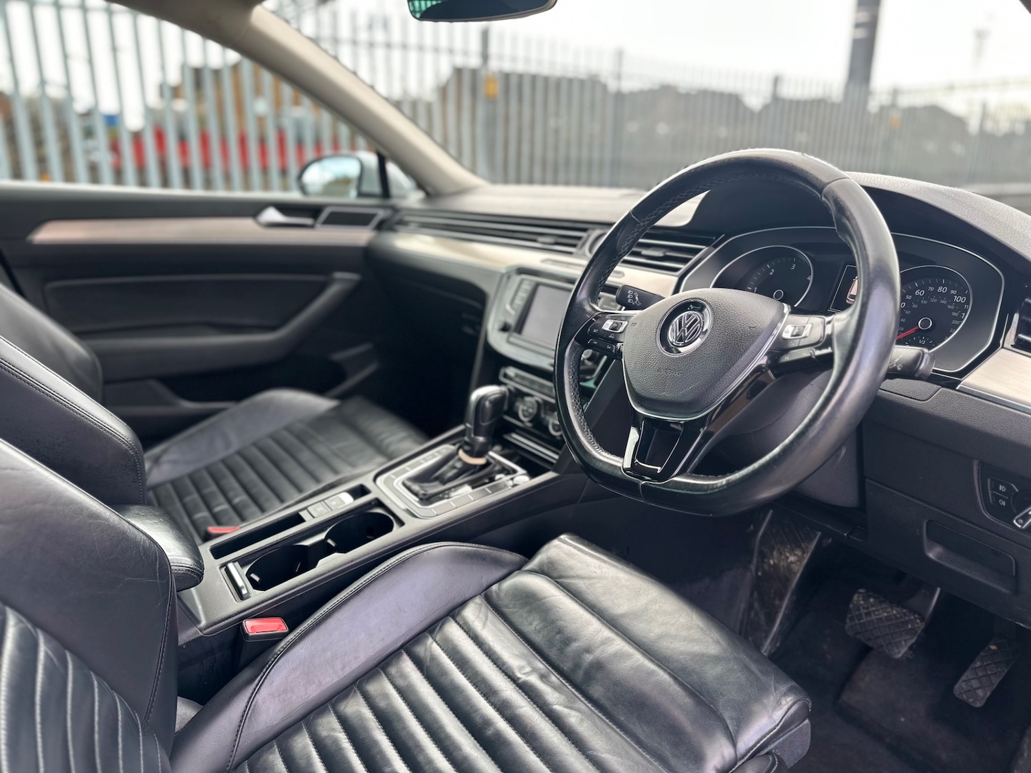 Used Volkswagen Passat 2015 for sale - 77632556: Photo 10