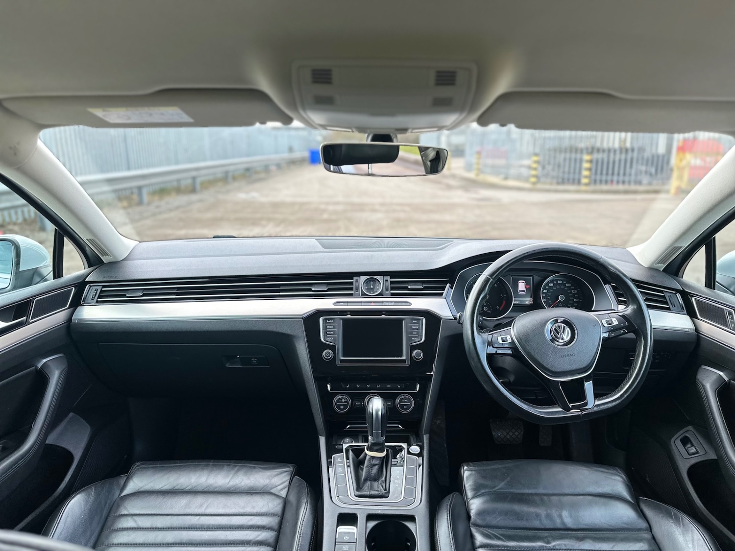 Used Volkswagen Passat 2015 for sale - 77632556: Photo 15