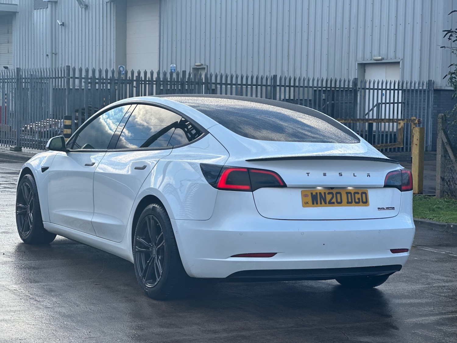 Used Tesla Model 3 2020 for sale - 77364066: Photo 11