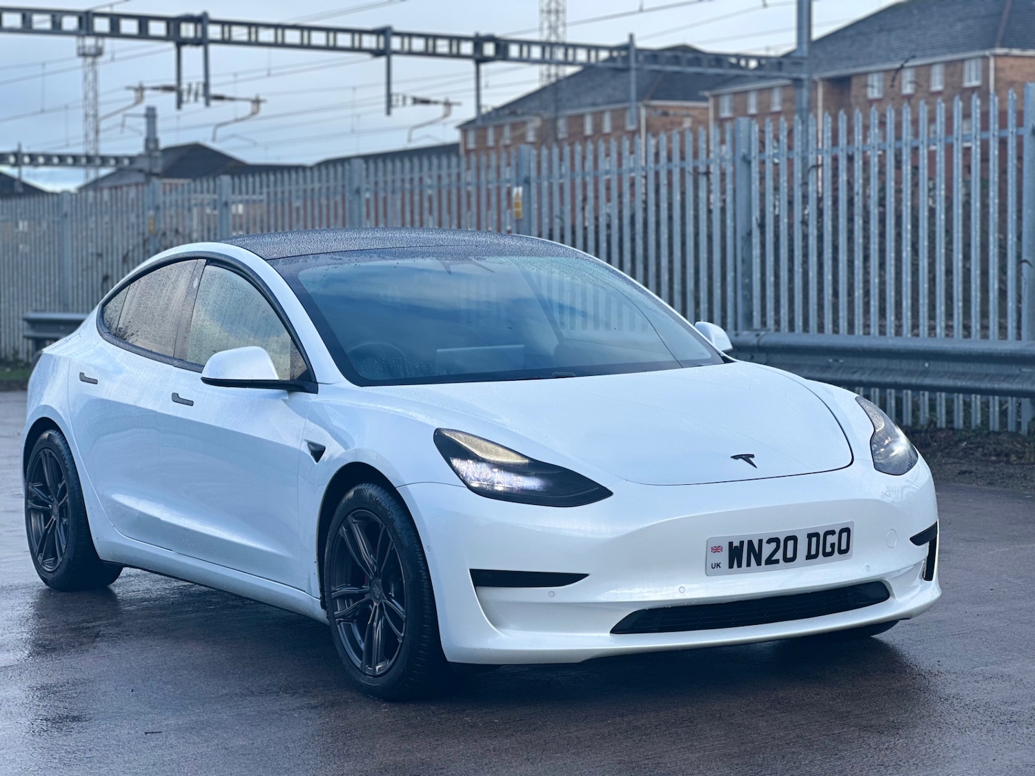 Used Tesla Model 3 2020 for sale - 77364066: Photo 2