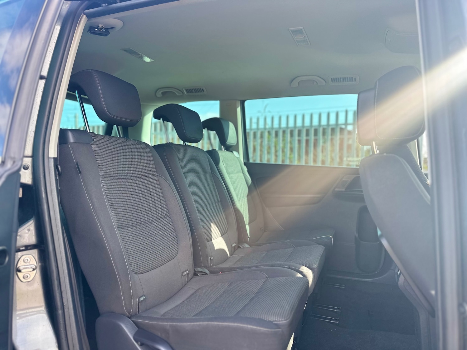 Used Volkswagen Sharan 2016 for sale - 77781573: Photo 17