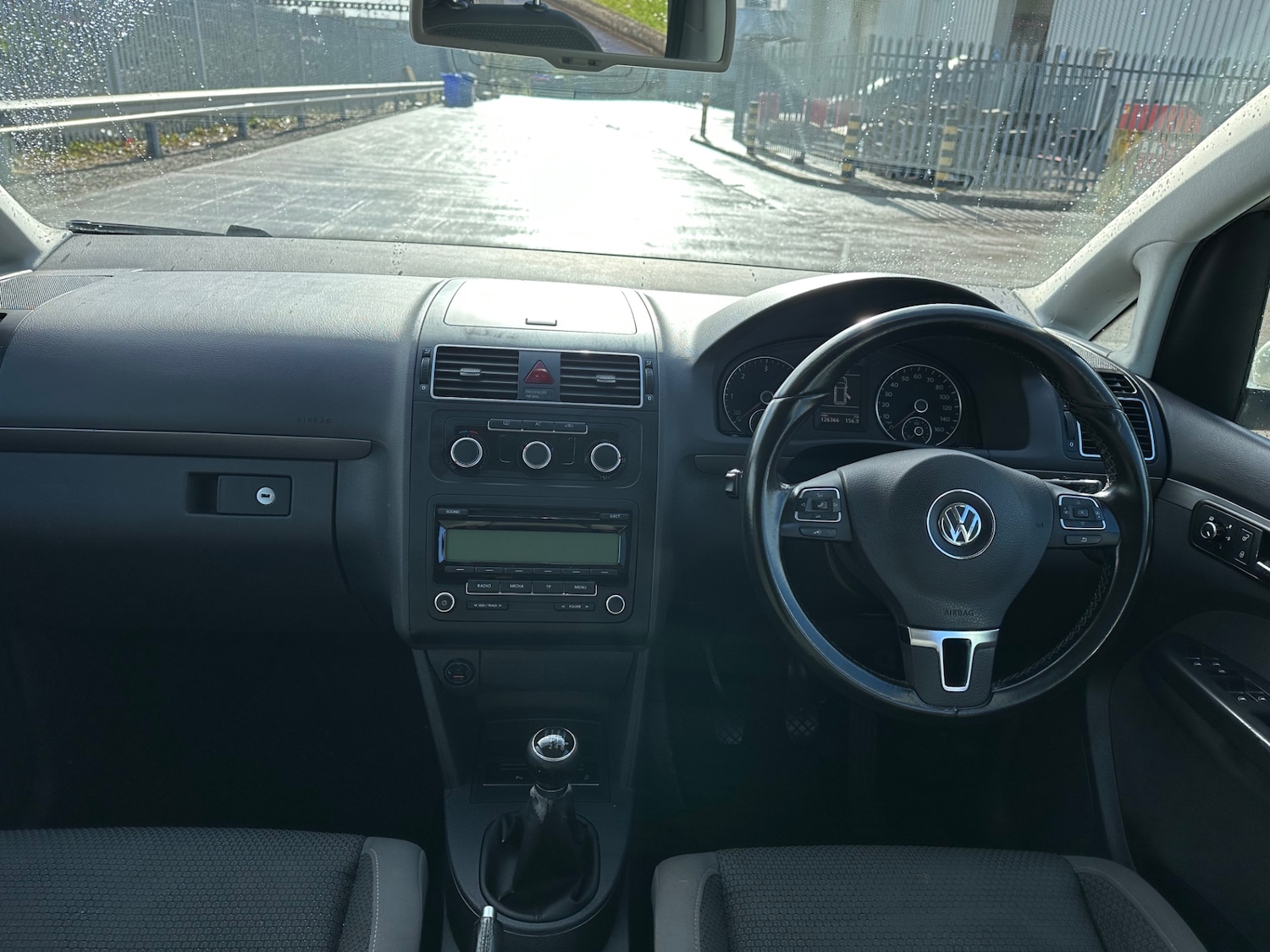 Used Volkswagen Touran 2011 for sale - 77891759: Photo 12