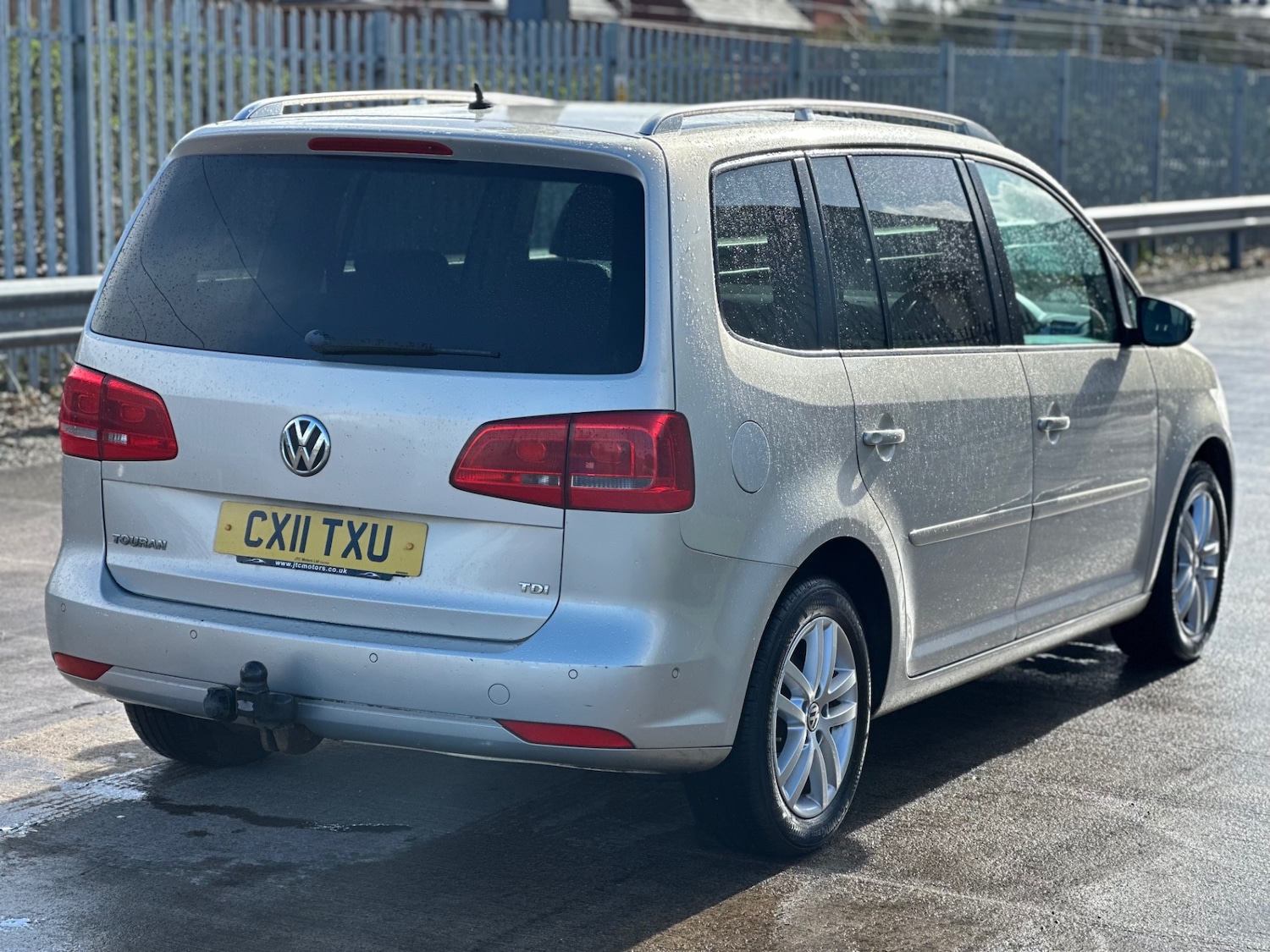 Used Volkswagen Touran 2011 for sale - 77891759: Photo 7