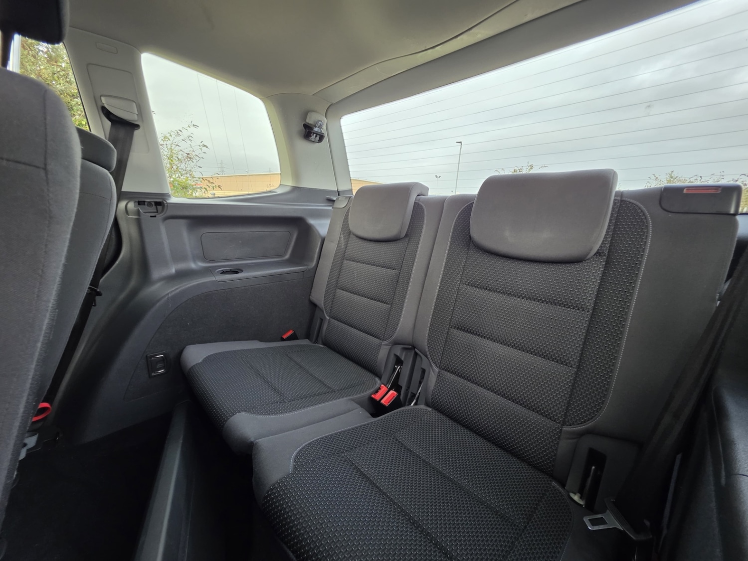 Used Volkswagen Touran 2014 for sale - 76504607: Photo 20