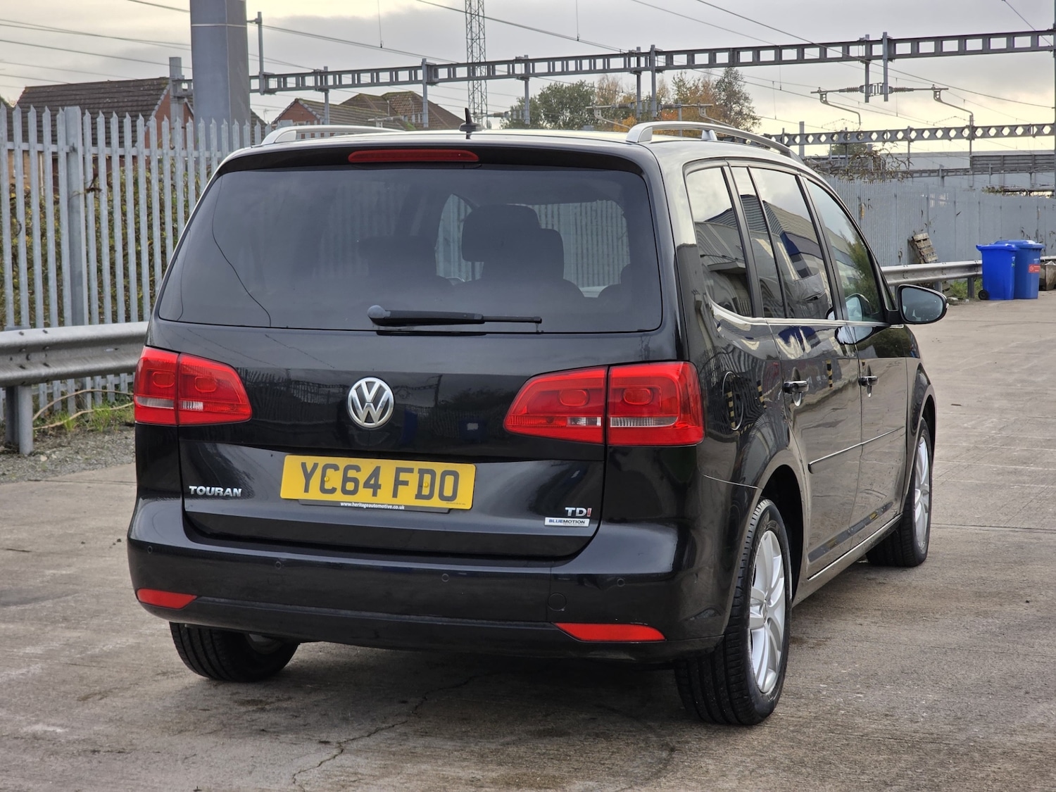 Used Volkswagen Touran 2014 for sale - 76504607: Photo 9