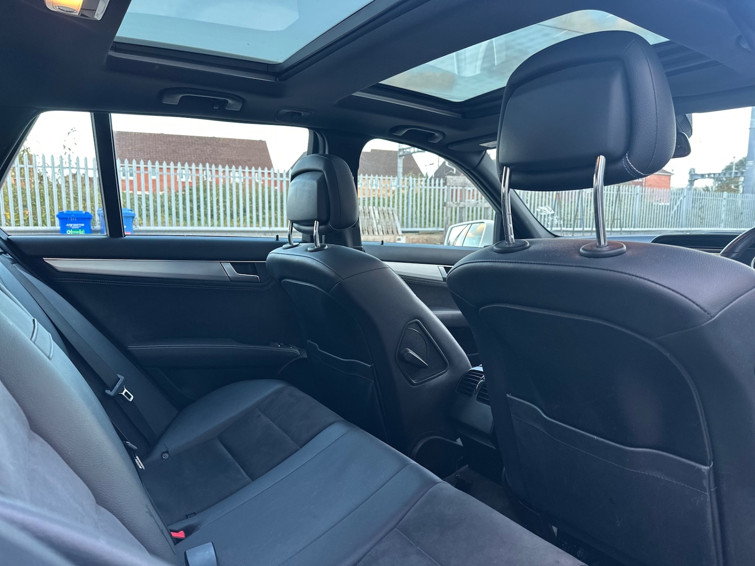 Used Mercedes-Benz C Class 2014 for sale - 76785317: Photo 21