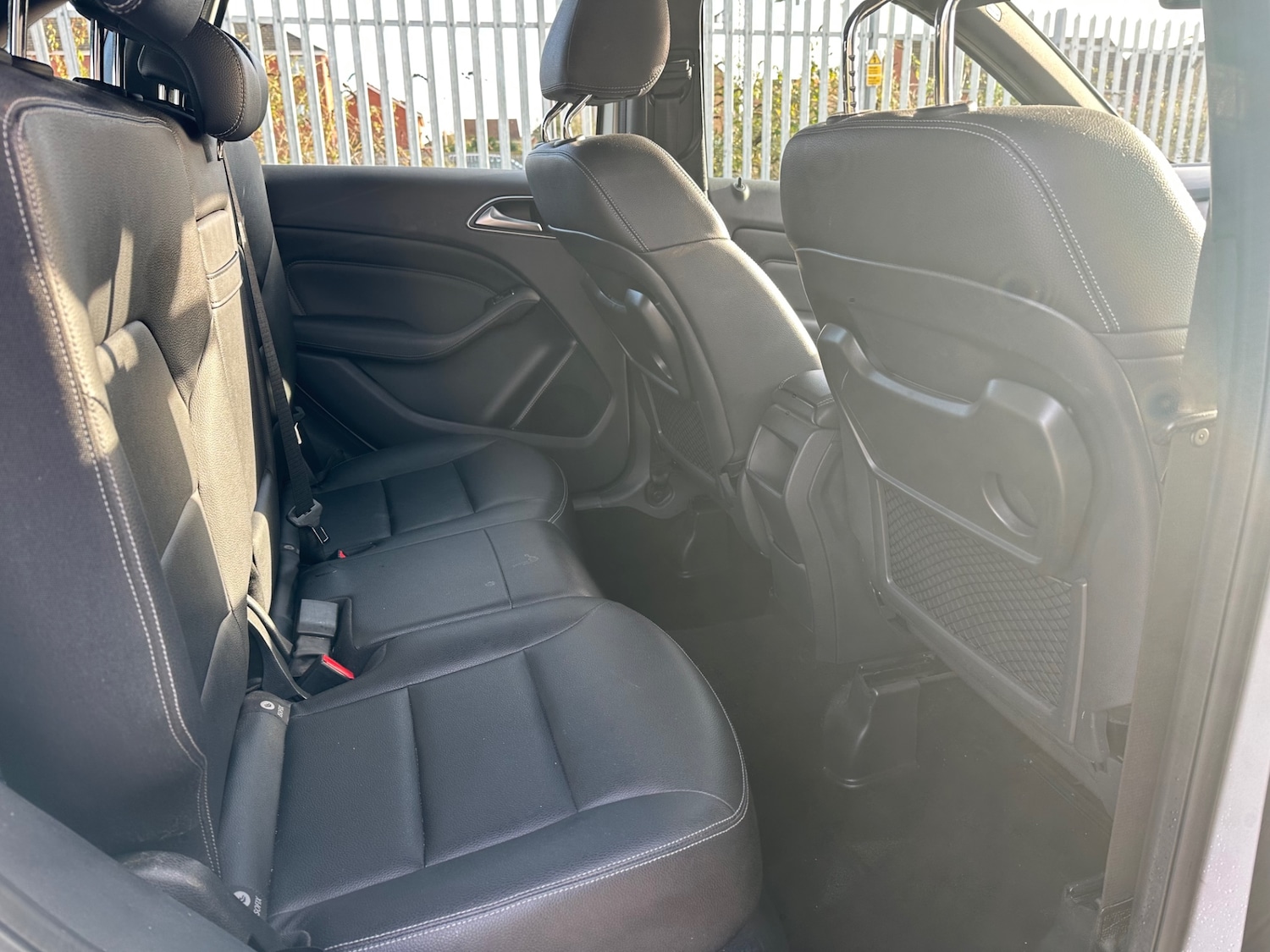 Used Mercedes-Benz B Class 2015 for sale - 76585618: Photo 11