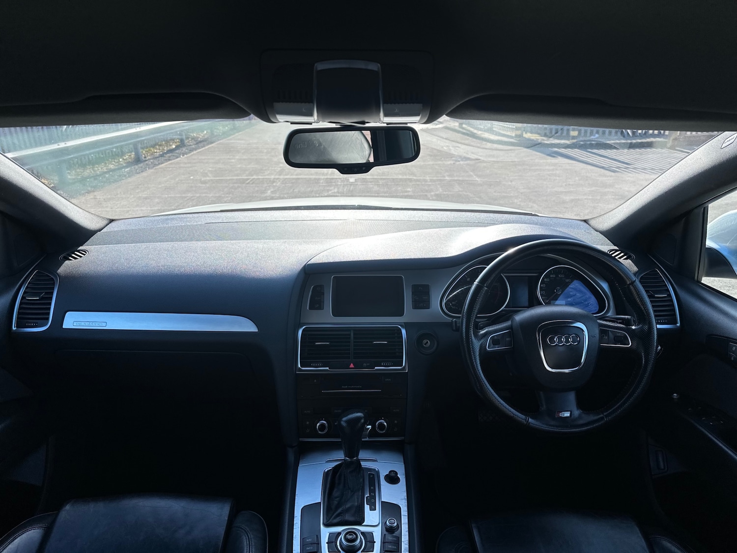 Used Audi Q7 2011 for sale - 77678741: Photo 14