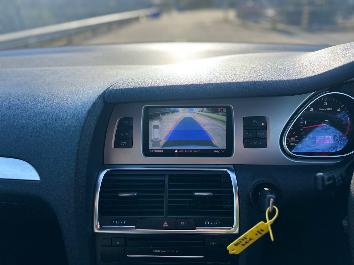 Used Audi Q7 2011 for sale - 77678741: Photo 19