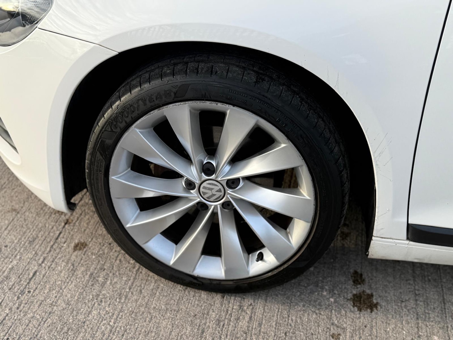 Used Volkswagen Scirocco 2011 for sale - 77046444: Photo 15