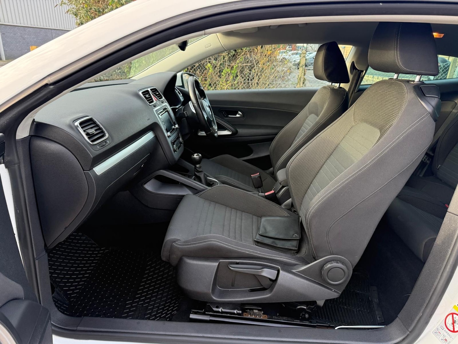 Used Volkswagen Scirocco 2011 for sale - 77046444: Photo 17