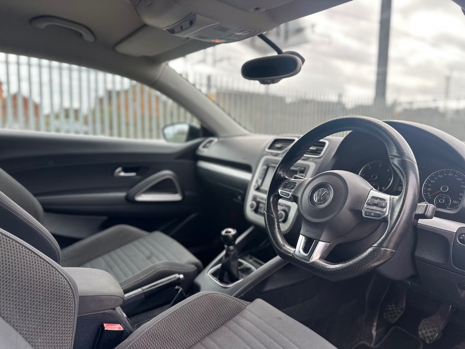 Used Volkswagen Scirocco 2011 for sale - 77712831: Photo 11