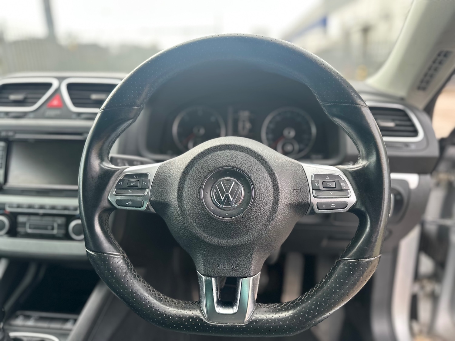 Used Volkswagen Scirocco 2011 for sale - 77712831: Photo 13