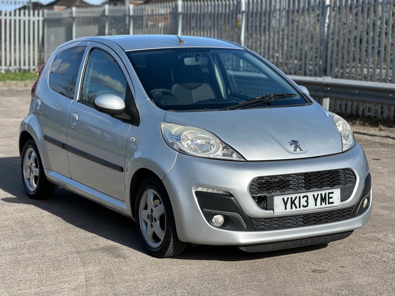 Used Peugeot 107 2013 for sale - 77891708: Photo 2