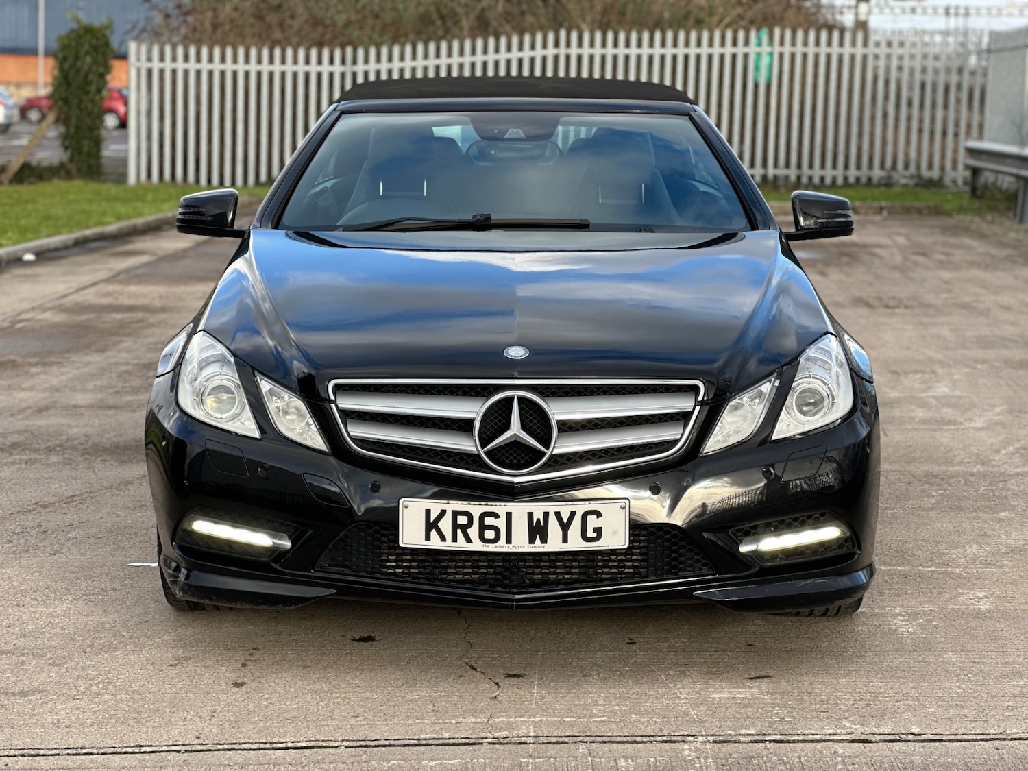 Used Mercedes-Benz E Class 2012 for sale - 77319972: Photo 2