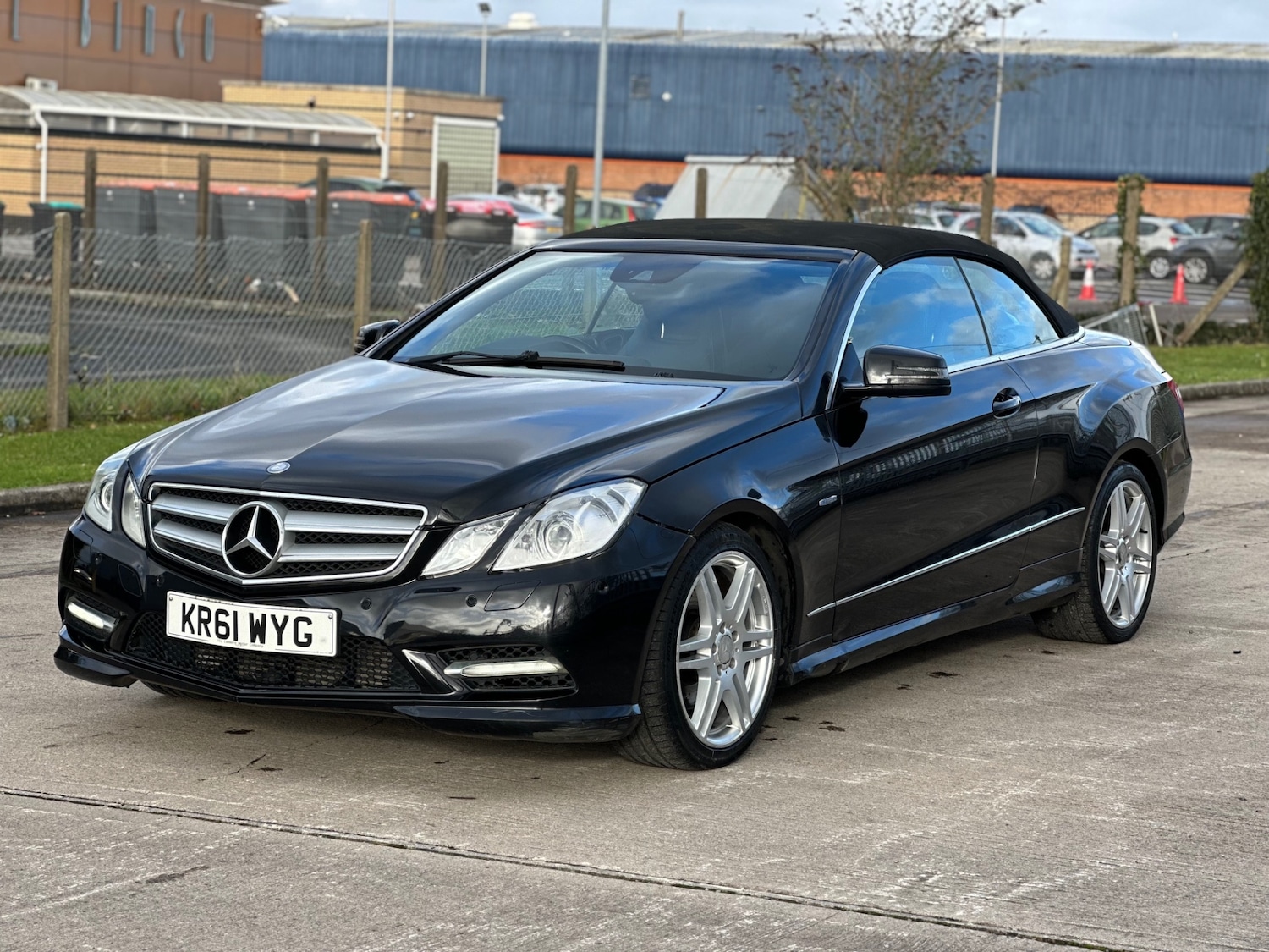 Used Mercedes-Benz E Class 2012 for sale - 77319972: Photo 4