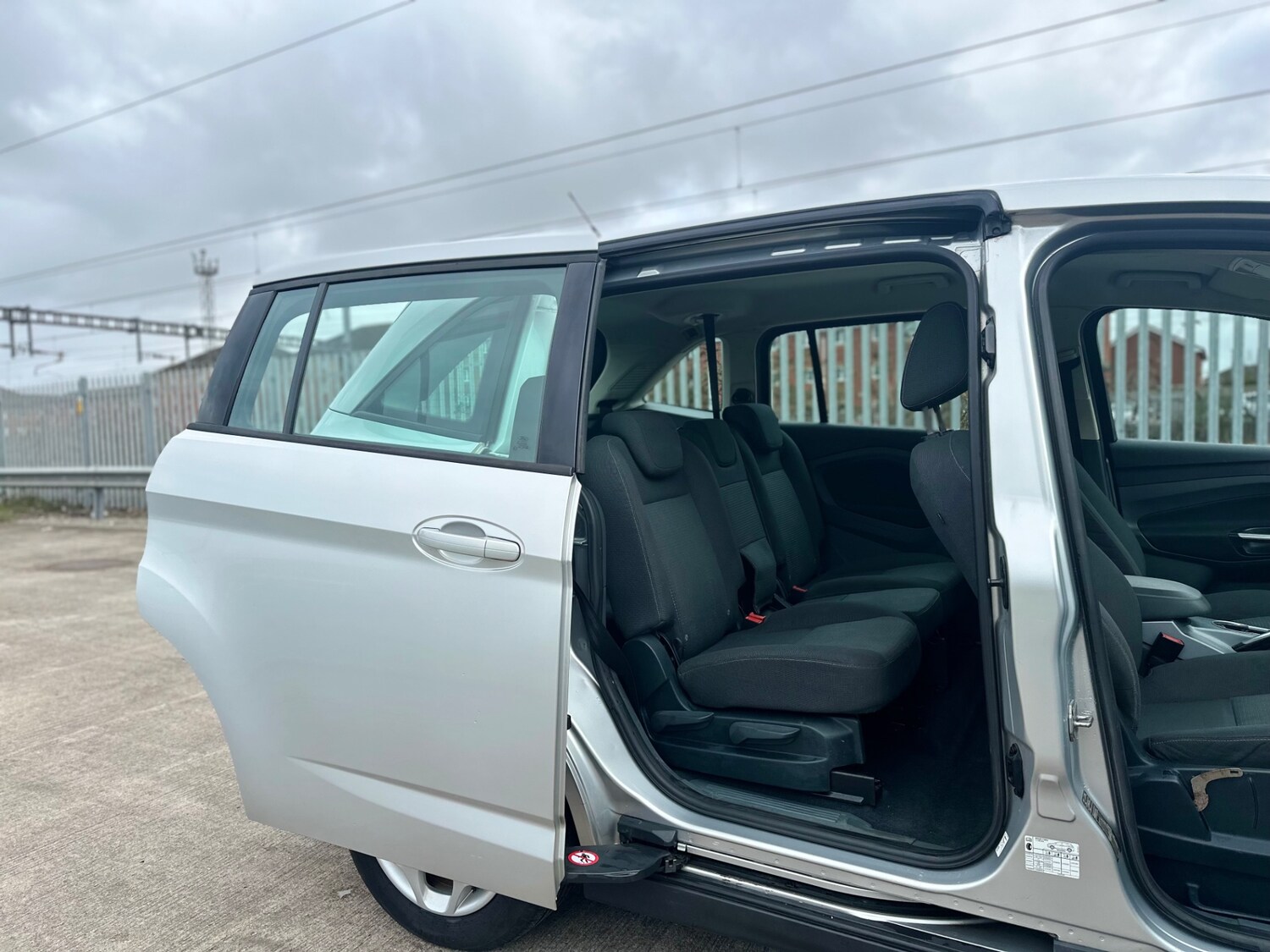 Used Ford Grand C-Max 2013 for sale - 77712872: Photo 13