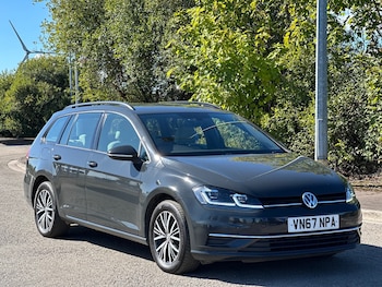 Volkswagen - Golf