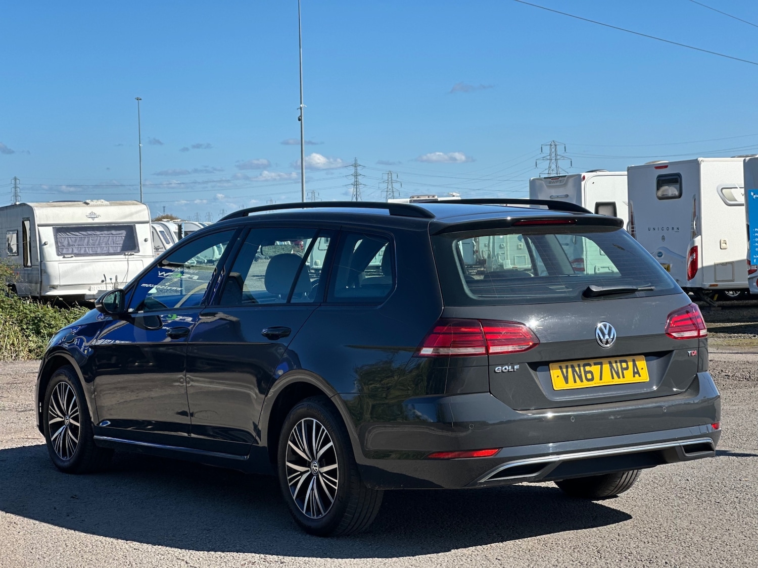Used Volkswagen Golf 2017 for sale - 76113042: Photo 5