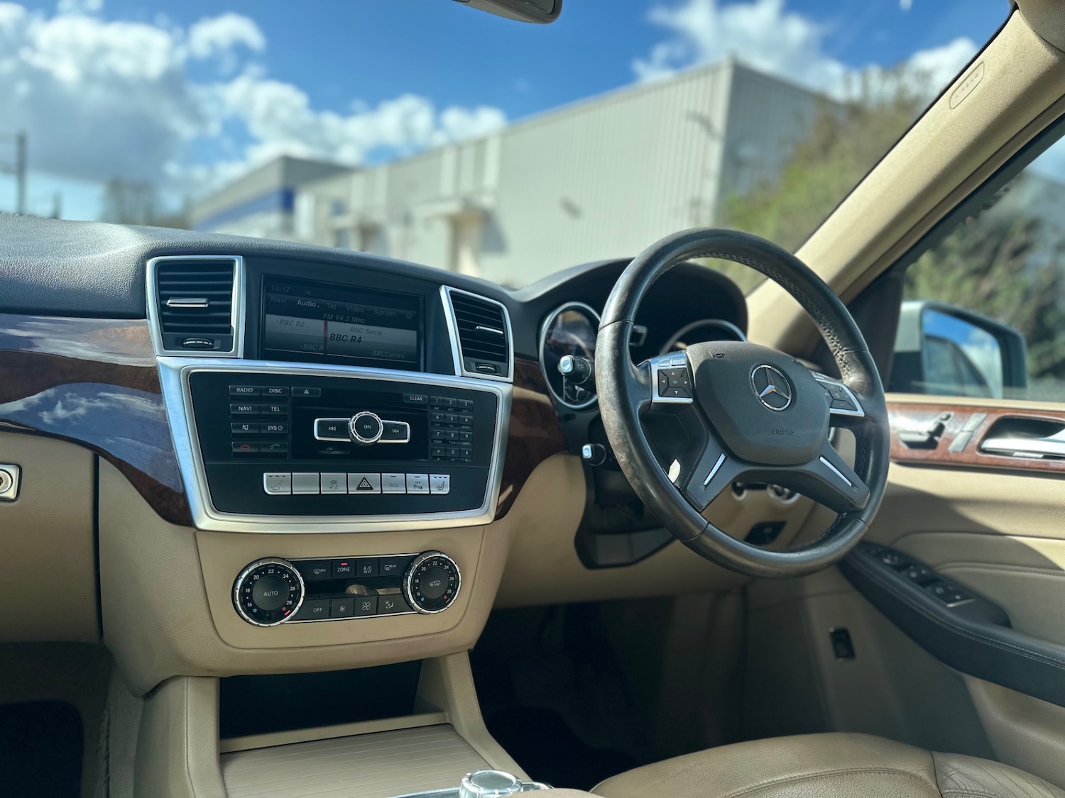 Used Mercedes-Benz M Class 2012 for sale - 77891762: Photo 24